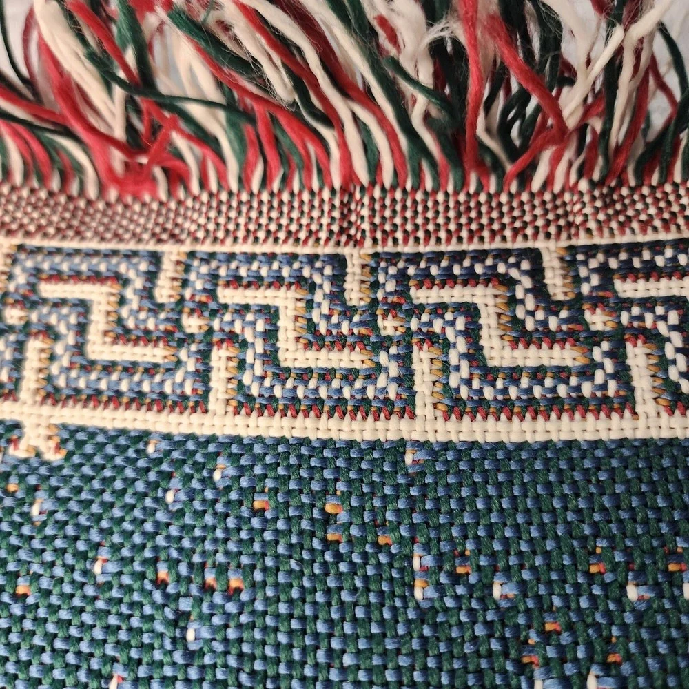 Nativity Baby Jesus in Manger Christmas Woven‎ Tapestry Throw Blanket 55